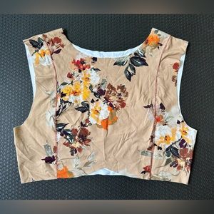 Boys +Arrows crop top Size M